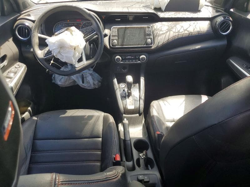 2019 NISSAN KICKS SR 8