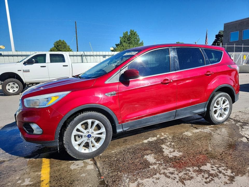 2017 FORD ESCAPE SE - 1