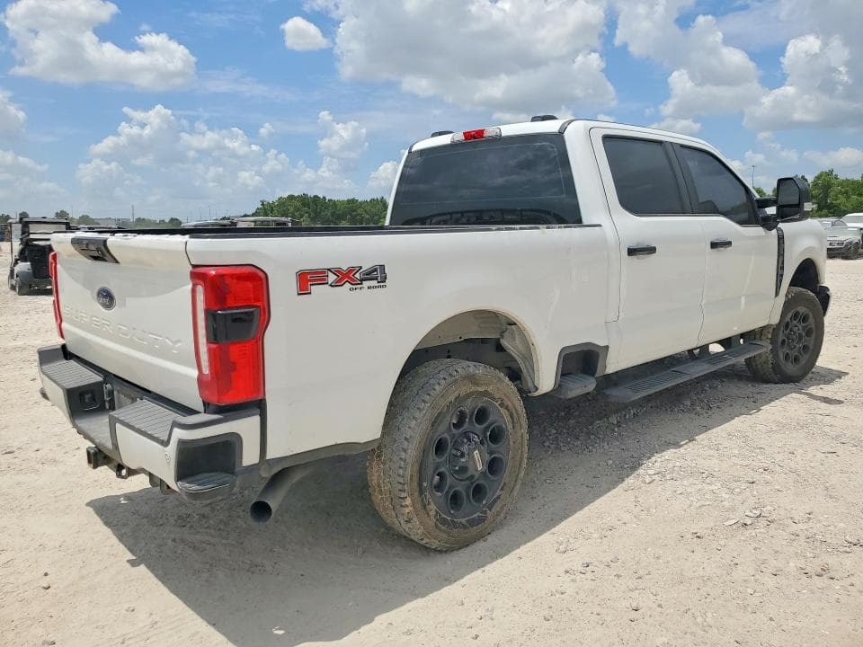 2023 FORD F250 SUPER DU 3