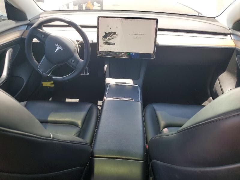 2021 TESLA MODEL 3 8