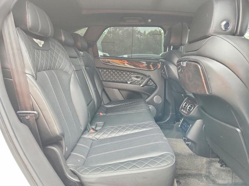 2017 BENTLEY BENTAYGA 11