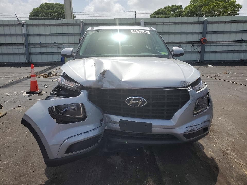 2021 HYUNDAI VENUE SE 5