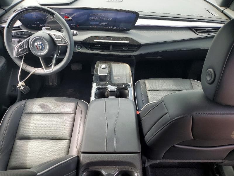 2026 BUICK ENCLAVE AVENIR 8