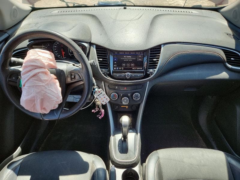 2021 CHEVROLET TRAX 1LT 8