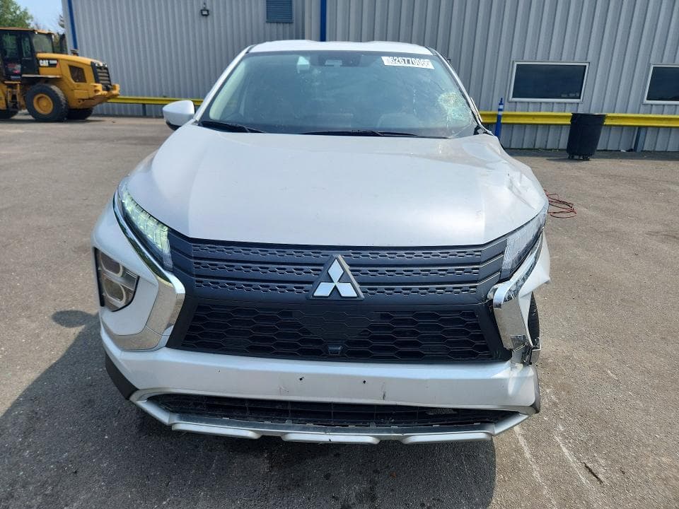 2025 MITSUBISHI ECLIPSE CROSS SE 5