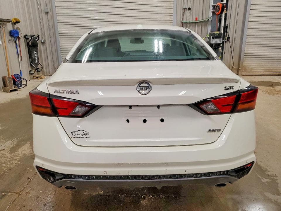 2021 NISSAN ALTIMA SR 6