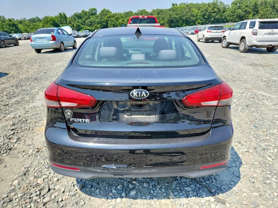 2018 KIA FORTE LX 6