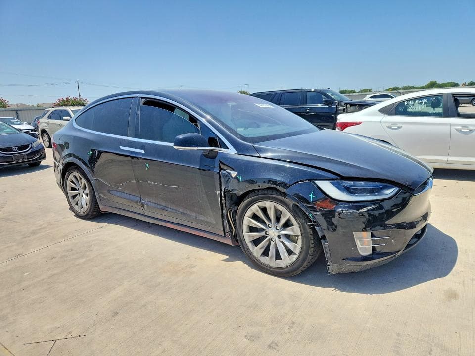 2017 TESLA MODEL X 4