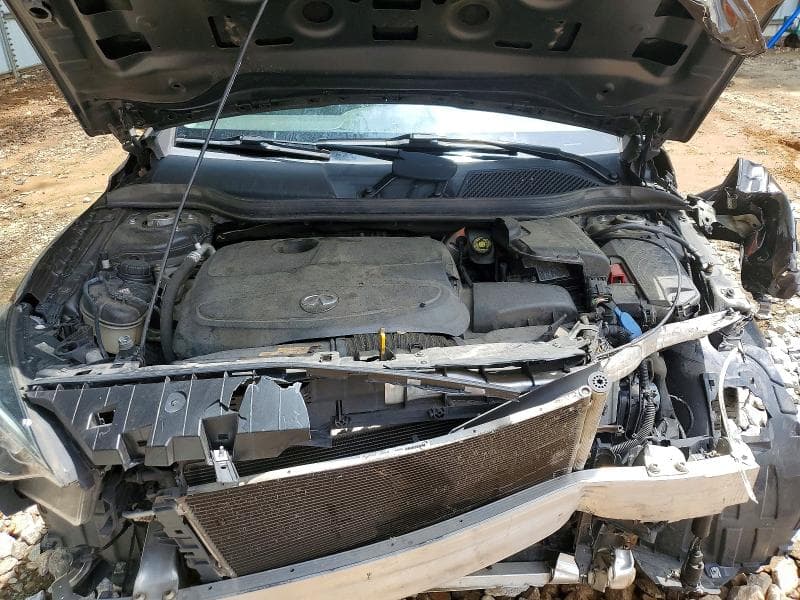 2018 INFINITI QX30 LUXURY 11