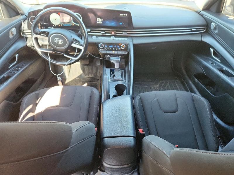 2023 HYUNDAI ELANTRA SEL SEL 8