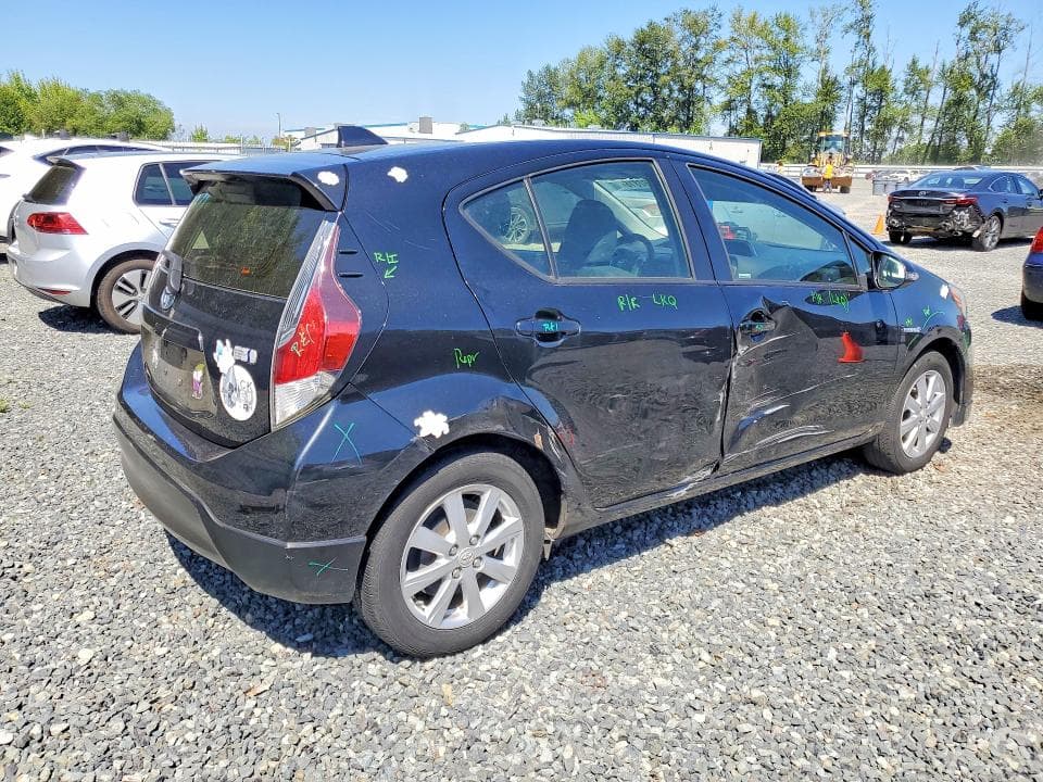 2017 TOYOTA PRIUS C TWO 3