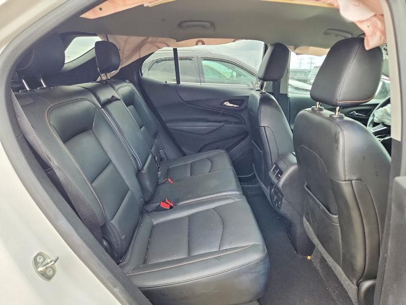 2018 CHEVROLET EQUINOX PREMIER 11