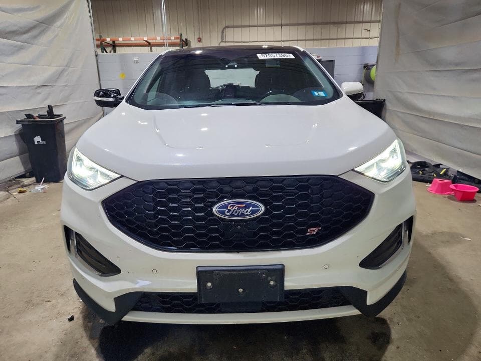 2021 FORD EDGE ST 5
