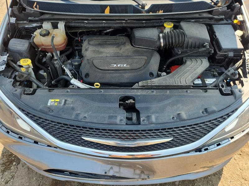 2017 CHRYSLER PACIFICA TOURING L 12