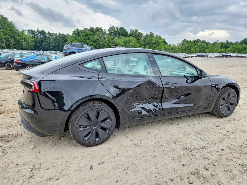 2026 TESLA MODEL 3 3