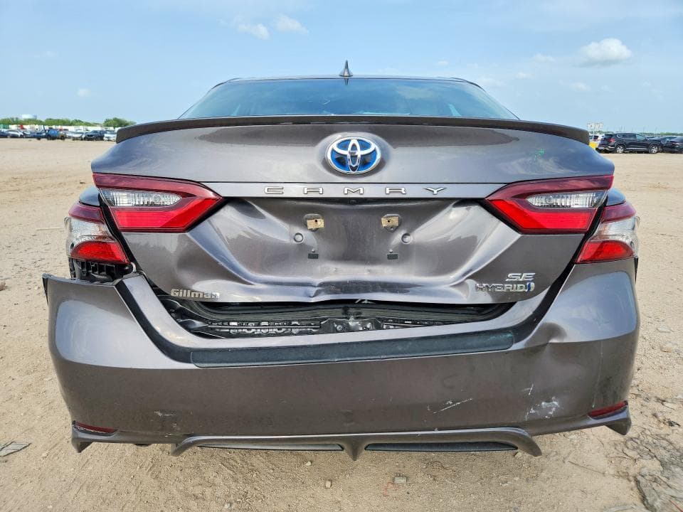 2023 TOYOTA CAMRY HYBRID SE 6
