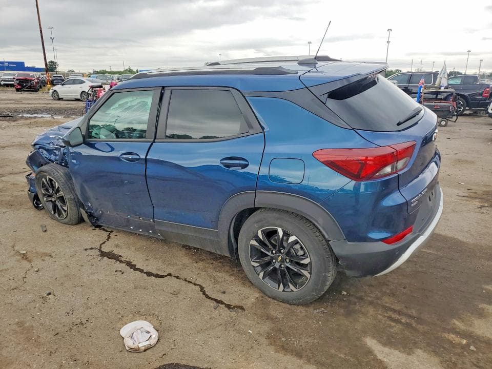 2021 CHEVROLET TRAILBLAZER LT 2