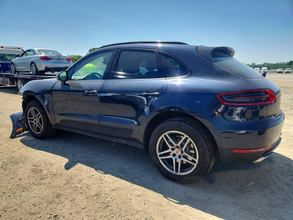 2018 PORSCHE MACAN 2