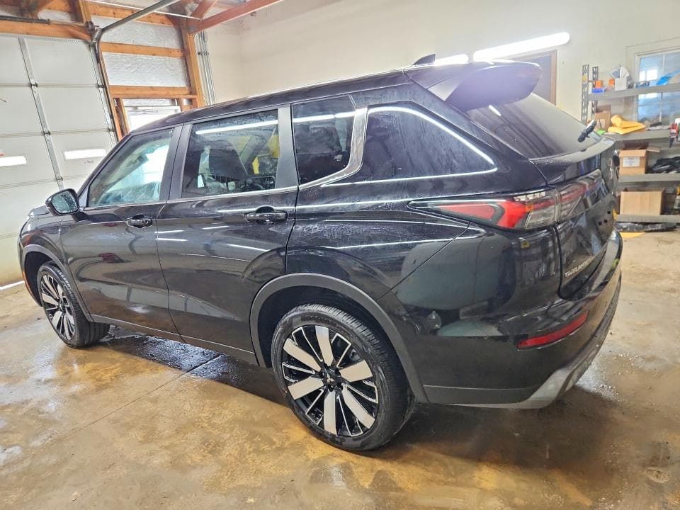 2026 MITSUBISHI OUTLANDER SE 2