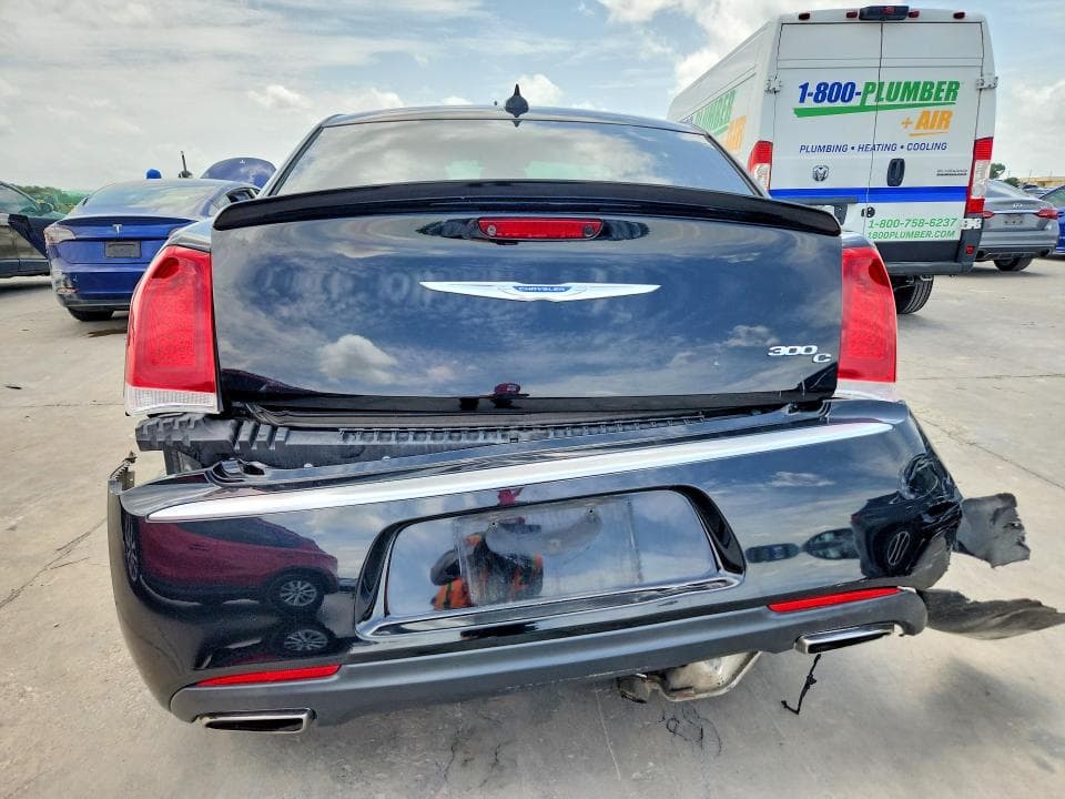 2019 CHRYSLER 300C 6
