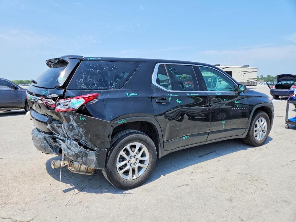 2021 CHEVROLET TRAVERSE LS 3
