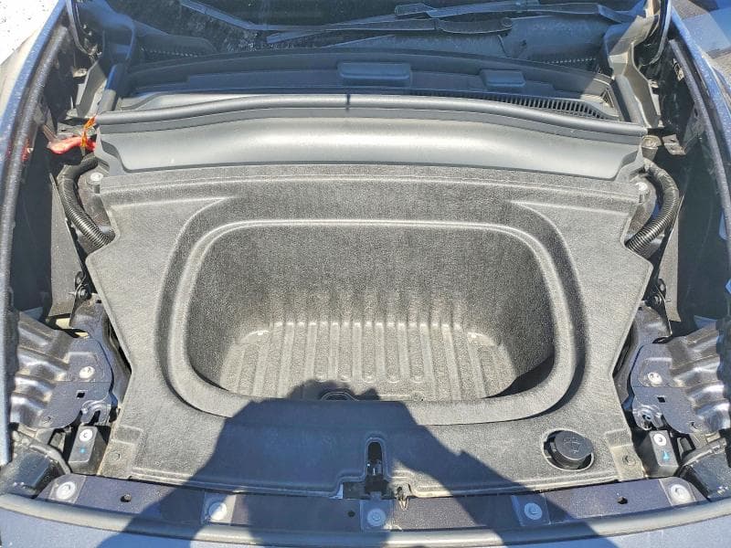 2026 TESLA MODEL Y 12