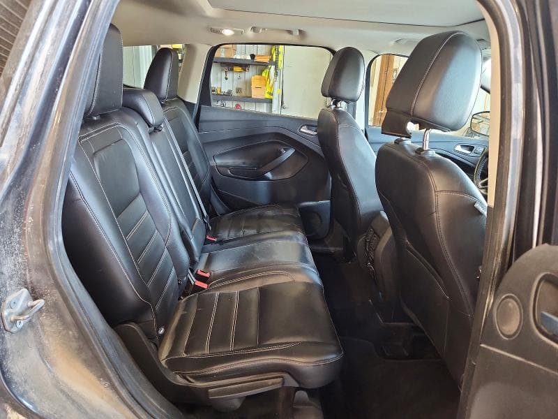 2017 FORD ESCAPE TITANIUM 10