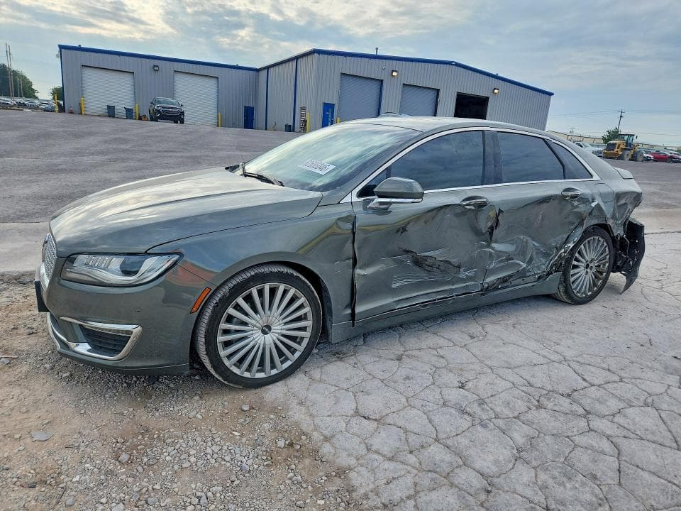 2017 LINCOLN MKZ RESERVE - 1