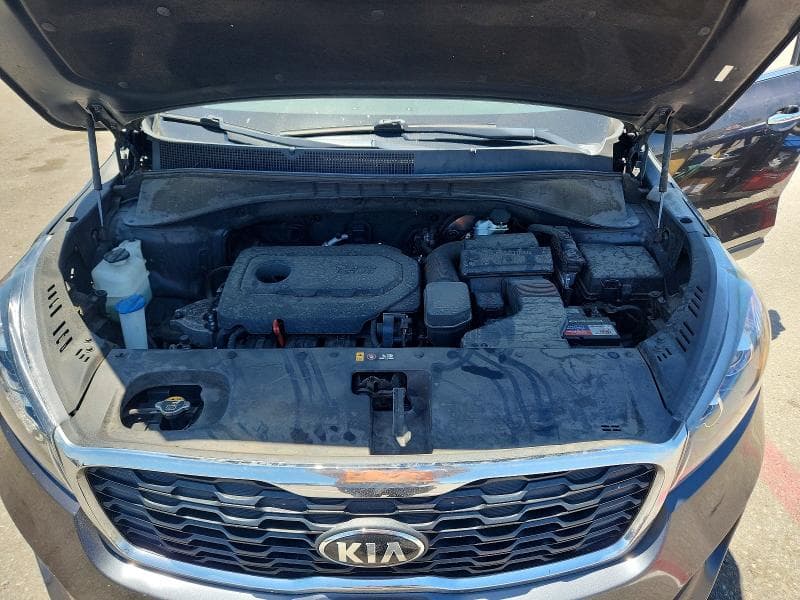 2019 KIA SORENTO LX 12