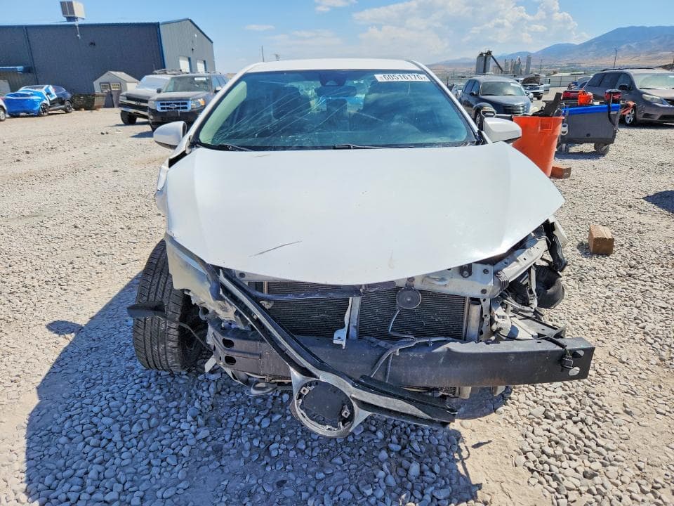 2017 TOYOTA COROLLA LE 5