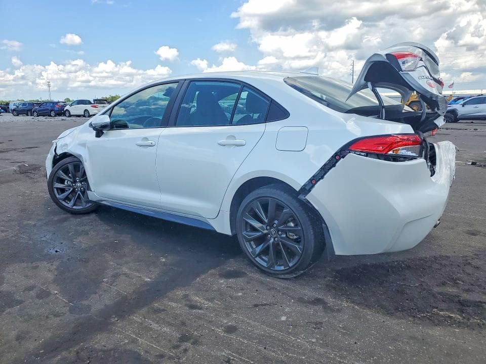 2026 TOYOTA COROLLA SE 2