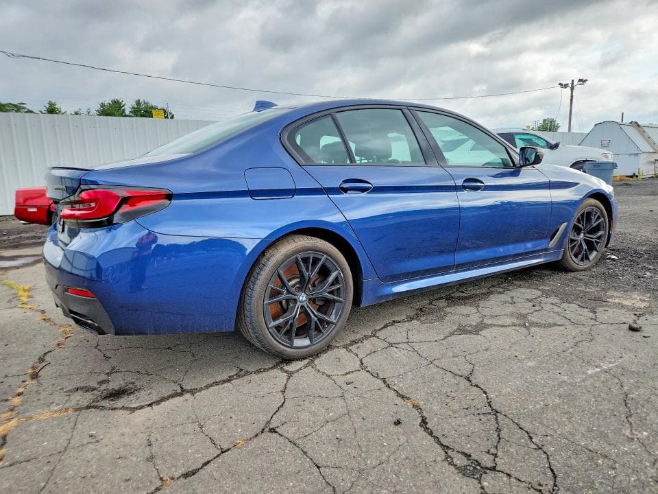 2023 BMW M550XI 3