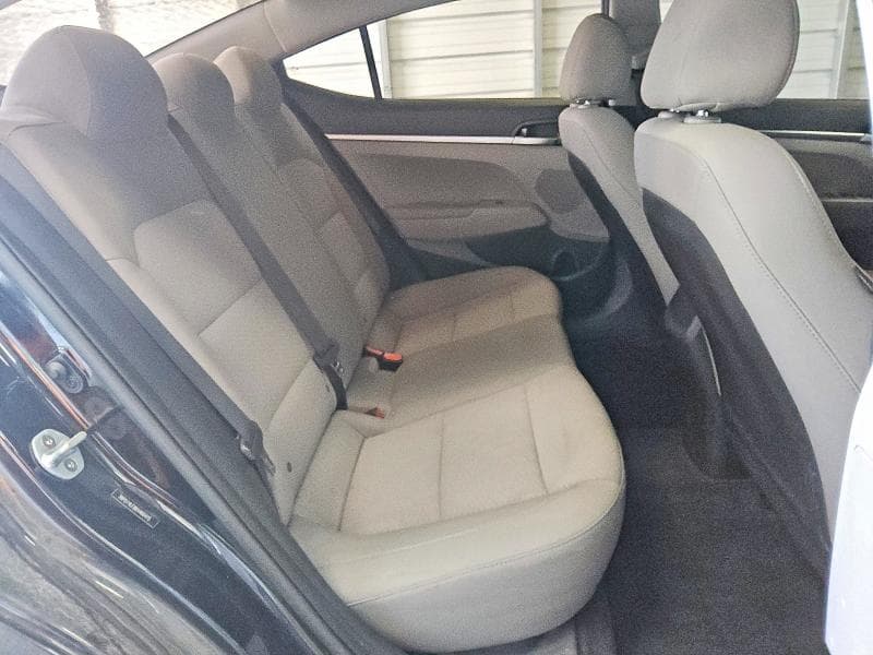 2019 HYUNDAI ELANTRA SE 10