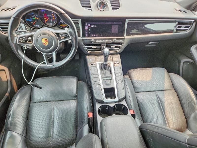 2021 PORSCHE MACAN 8