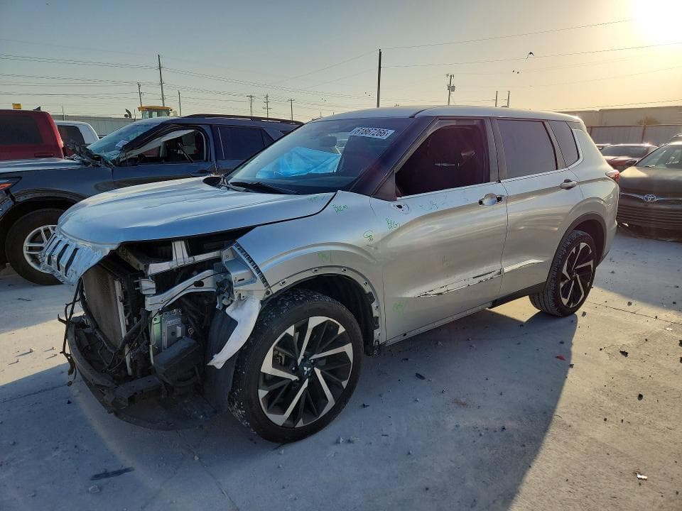 2022 MITSUBISHI OUTLANDER ES - 1