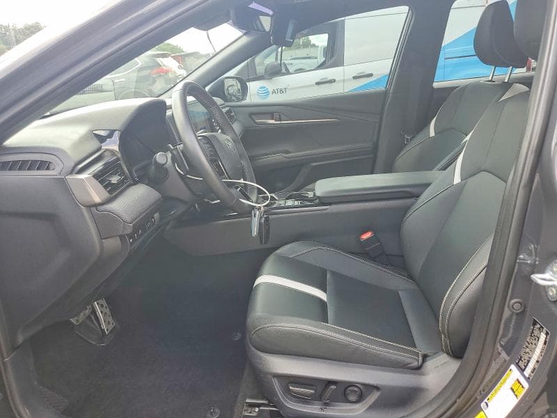 2025 TOYOTA CAMRY SE 7