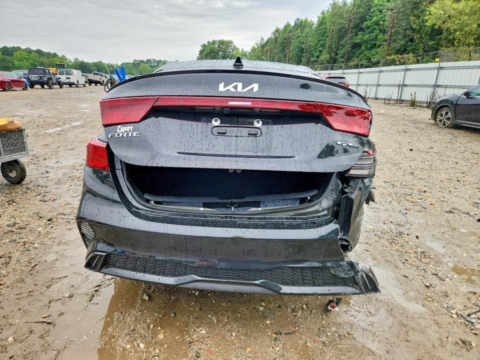 2023 KIA FORTE GT LINE 6