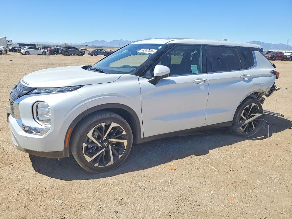 2024 MITSUBISHI OUTLANDER SE - 1