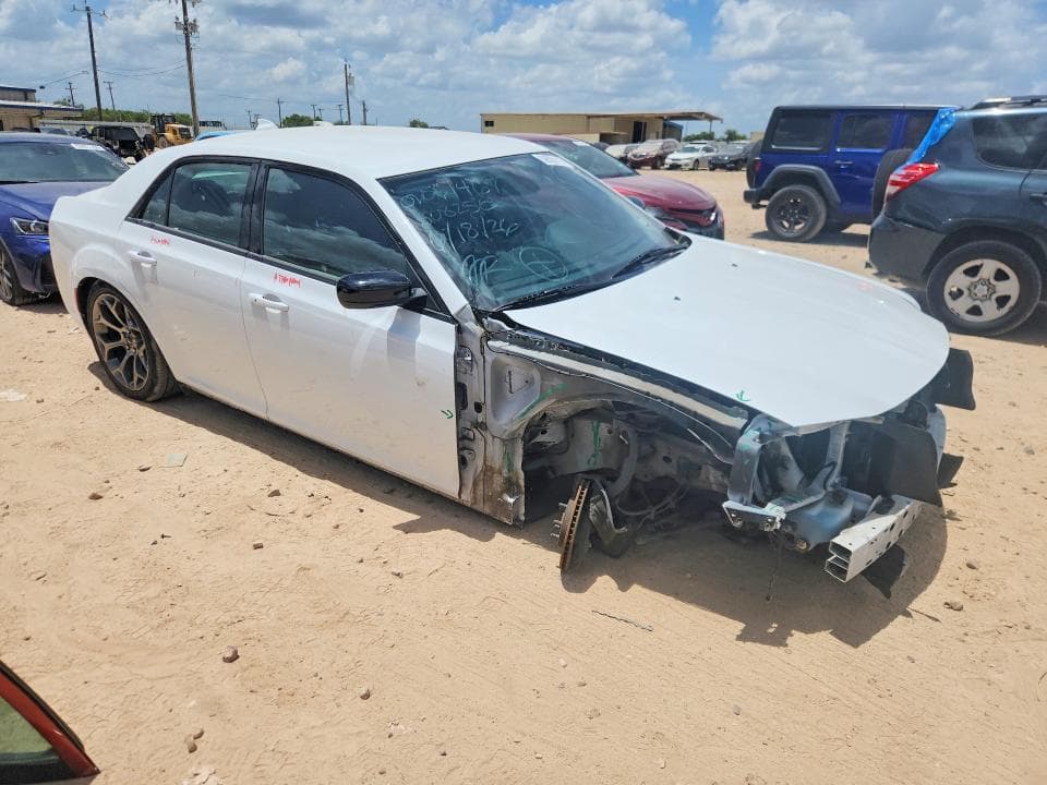 2018 CHRYSLER 300 TOURING 4