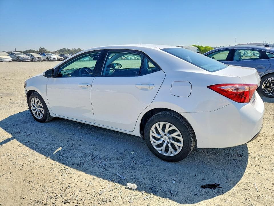 2017 TOYOTA COROLLA LE 2
