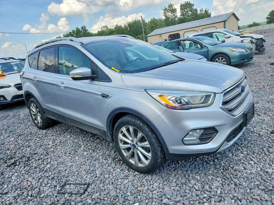 2017 FORD ESCAPE TITANIUM 4