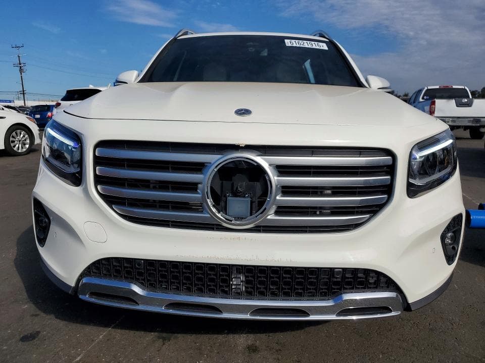 2025 MERCEDES-BENZ GLB 250 5