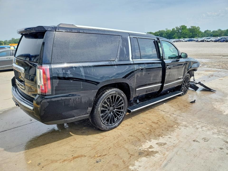 2020 GMC YUKON XL DENALI 3