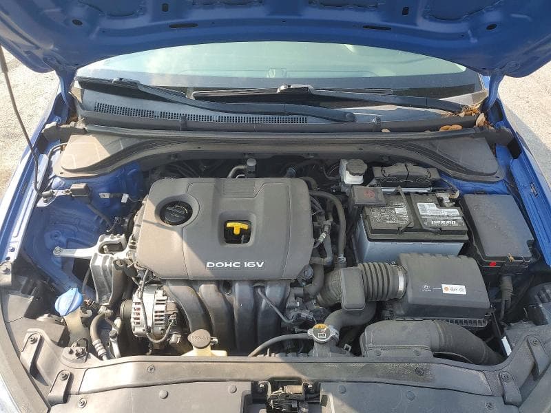2017 HYUNDAI ELANTRA SE 11