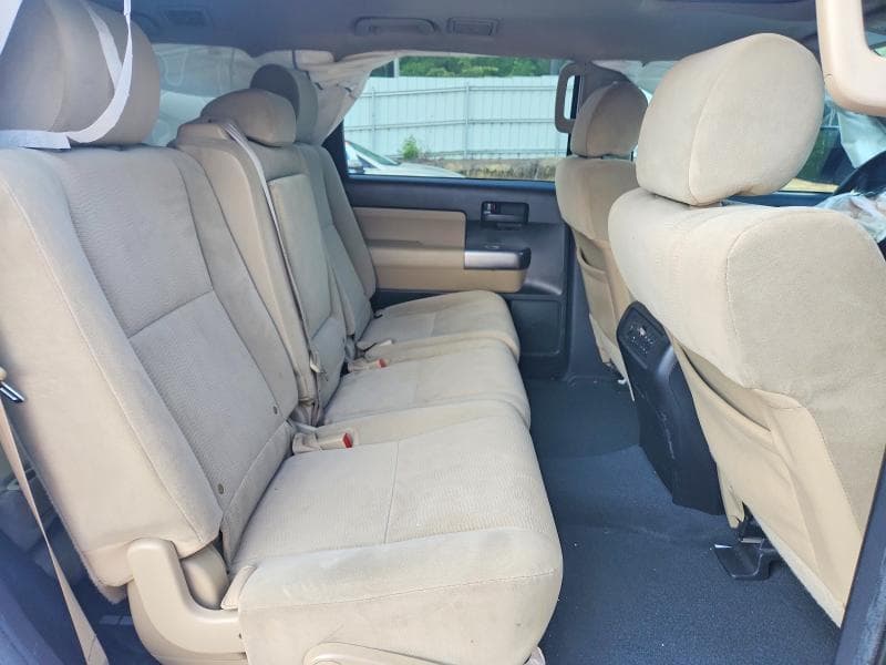 2020 TOYOTA SEQUOIA SR5 10