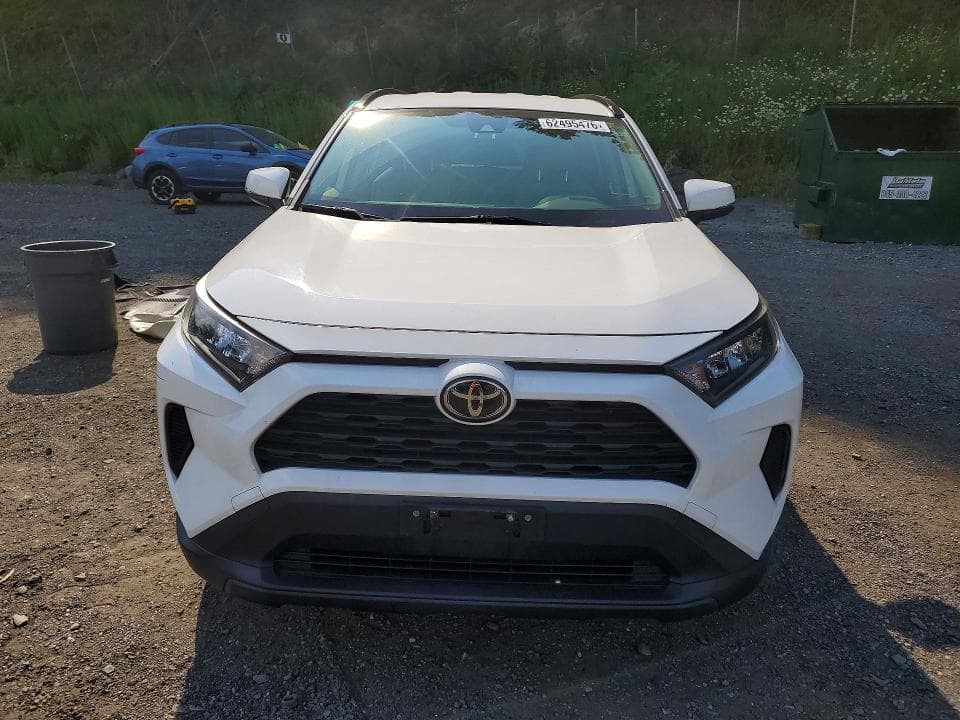 2019 TOYOTA RAV4 LE 5