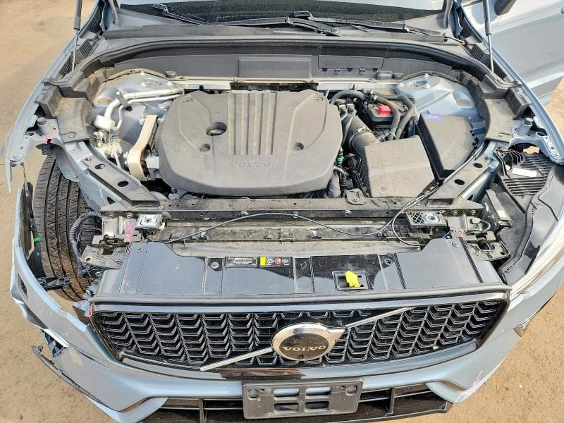 2024 VOLVO XC60 PLUS 12
