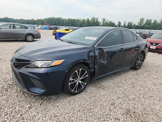 2019 TOYOTA CAMRY SE - 1