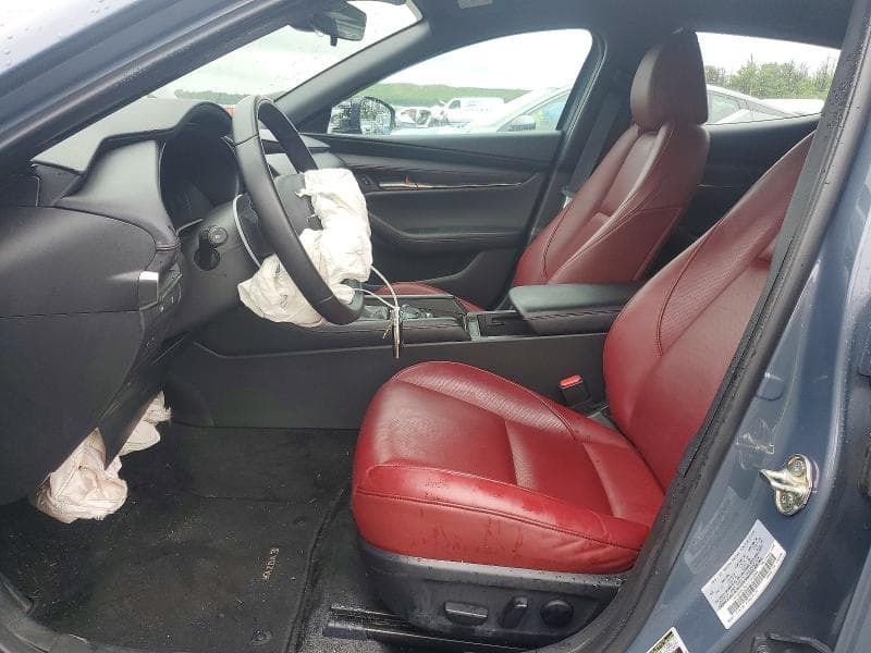 2025 MAZDA 3 PREFERRED 7