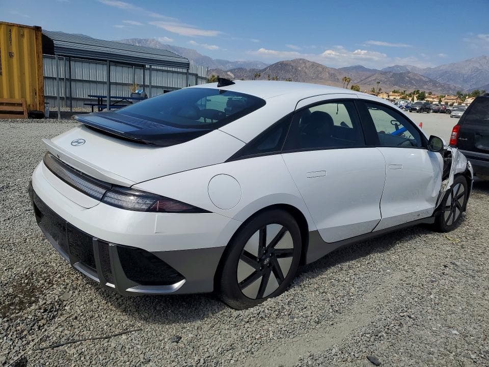 2025 HYUNDAI IONIQ 6 SE 3